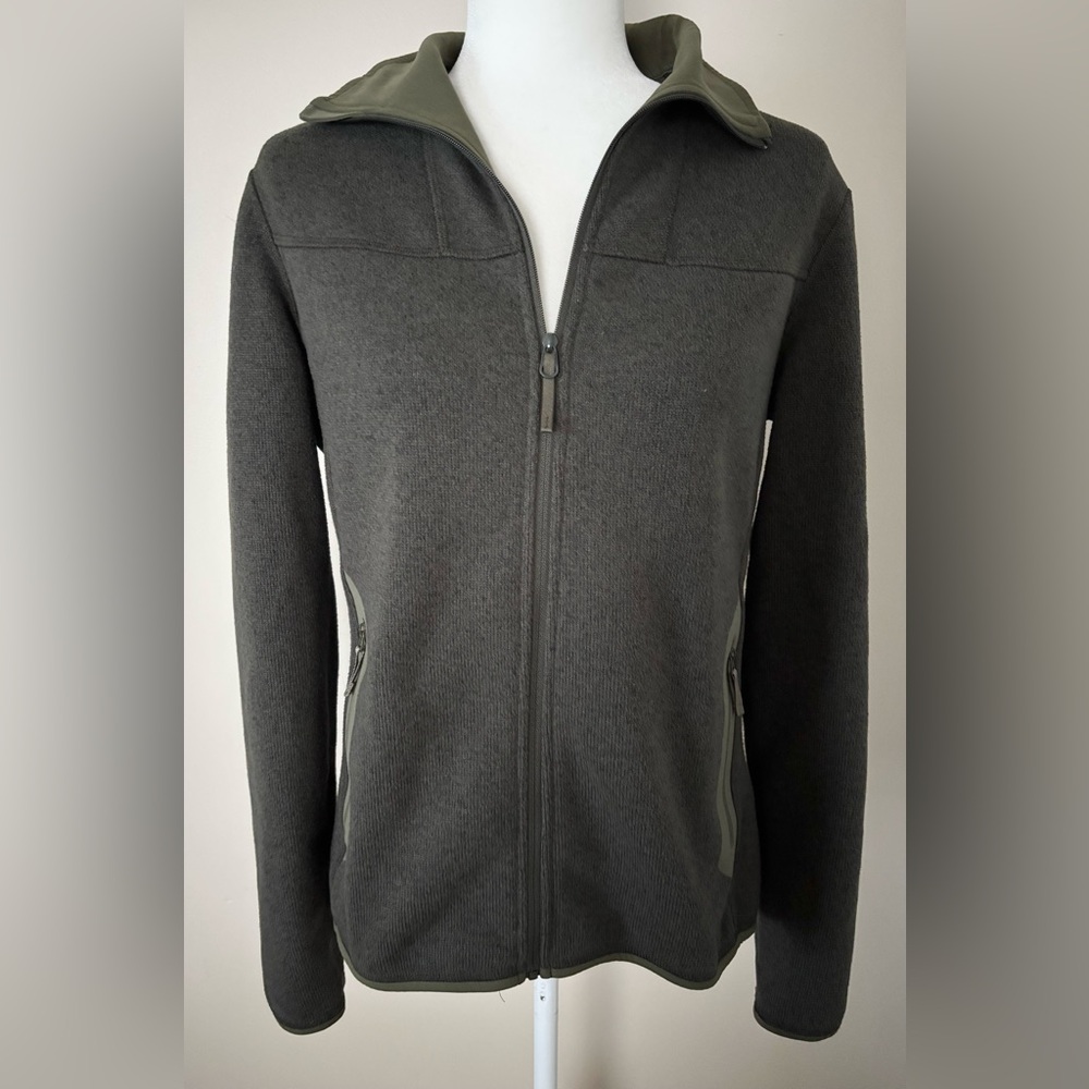 Arc’teryx Full Zip Forest Green Sweater Jacket - Picture 13 of 14